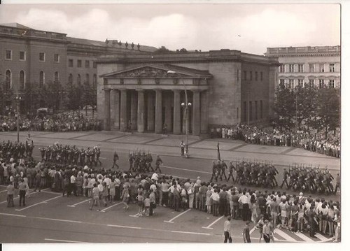 Berlin parade militär ddr - ak,